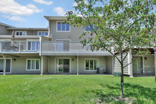 8286 Kingslee Road, Bloomington, MN 55438