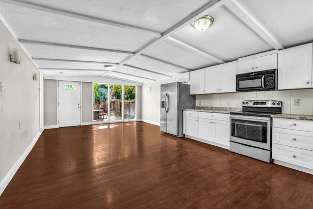 3118 Eastern Ave, Sacramento, CA 95821