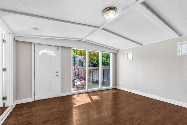 3118 Eastern Ave, Sacramento, CA 95821