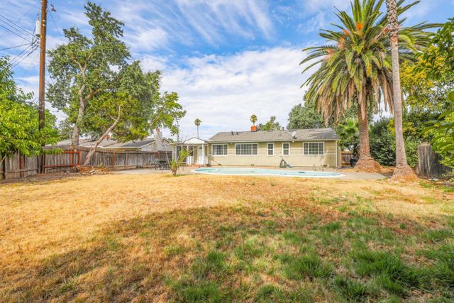 3118 Eastern Ave, Sacramento, CA 95821