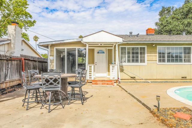 3118 Eastern Ave, Sacramento, CA 95821