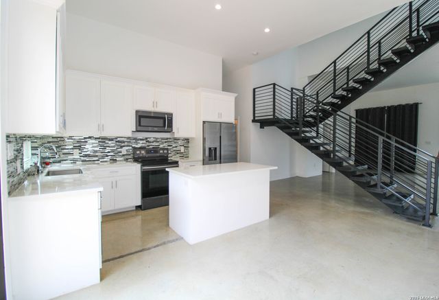 1223 Hays Street, San Antonio, TX 78202