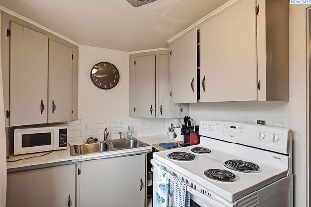 230 SE Spring, Pullman, WA 99163