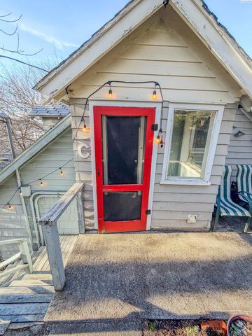 230 SE Spring, Pullman, WA 99163