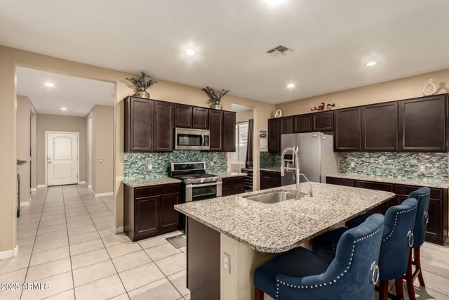 30309 W WHITTON Avenue, Buckeye, AZ 85396