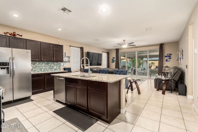 30309 W WHITTON Avenue, Buckeye, AZ 85396