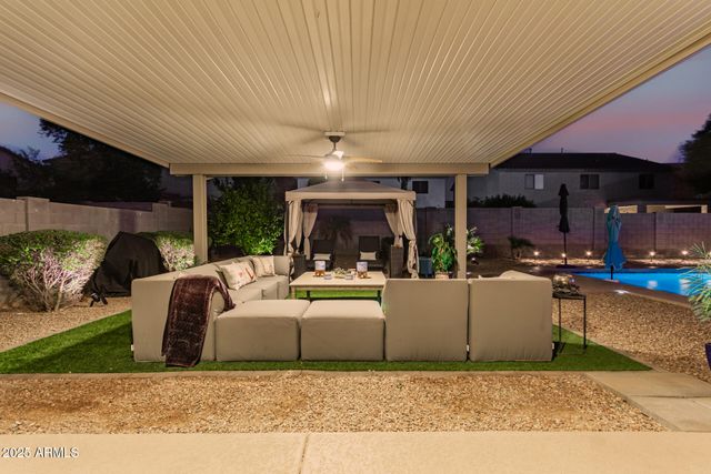 30309 W WHITTON Avenue, Buckeye, AZ 85396