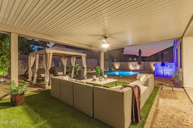 30309 W WHITTON Avenue, Buckeye, AZ 85396