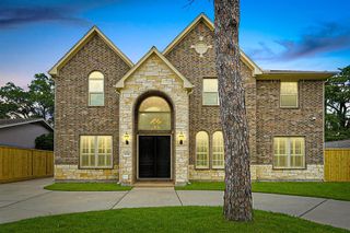 6240 San Felipe Street, Houston, TX 77057