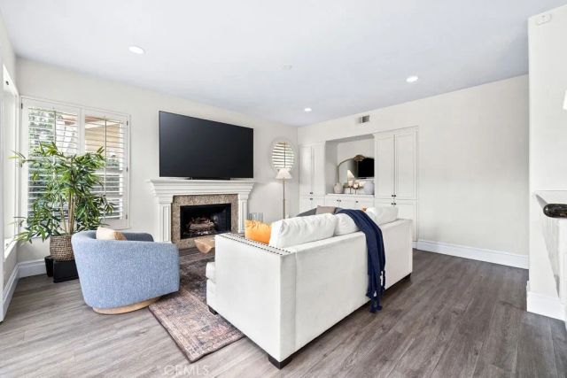 21 Summitcrest, Rancho Santa Margarita, CA 92679