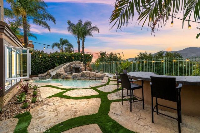 21 Summitcrest, Rancho Santa Margarita, CA 92679