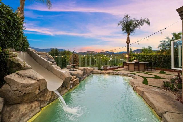 21 Summitcrest, Rancho Santa Margarita, CA 92679