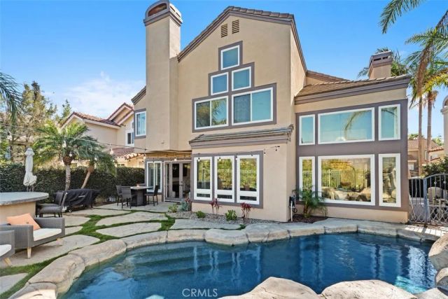 21 Summitcrest, Rancho Santa Margarita, CA 92679