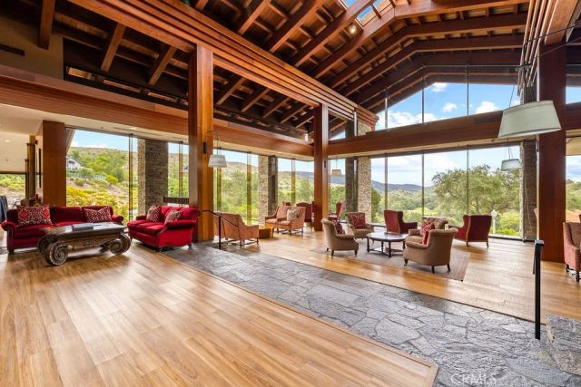 21 Summitcrest, Rancho Santa Margarita, CA 92679