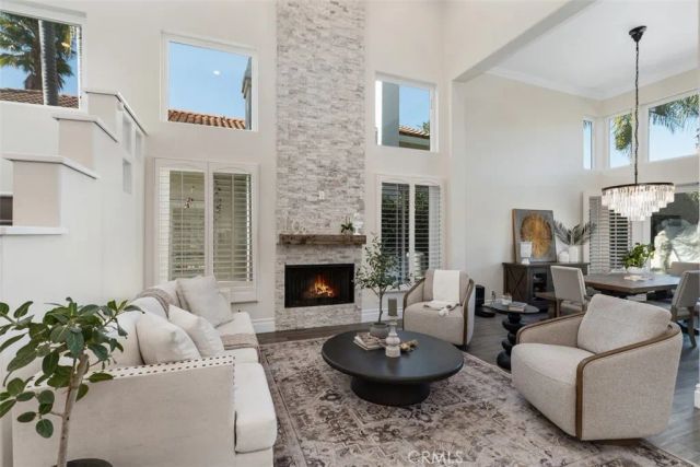 21 Summitcrest, Rancho Santa Margarita, CA 92679