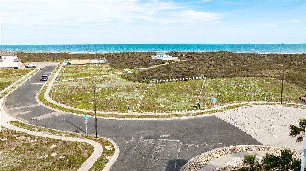 6542 Villa Castellon Dr, Port Aransas, TX 78373 — photo 4
