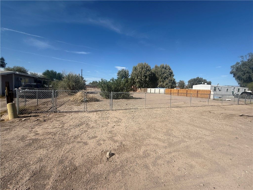 2017 E Lone Star Drive, Mohave Valley, AZ 86440
