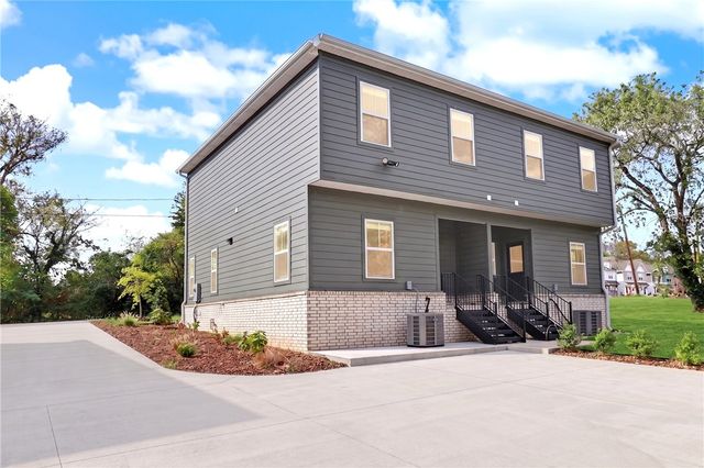 1528 W Sligo Street, Fayetteville, AR 72701