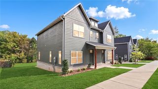 1528 W Sligo Street, Fayetteville, AR 72701