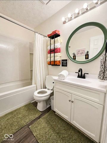 175 Westridge Place, Greenwood, IN 46142
