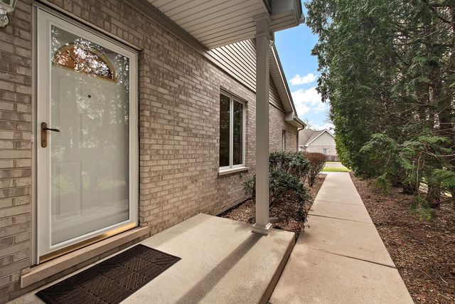 16733 Summercrest Avenue, Orland Park, IL 60467