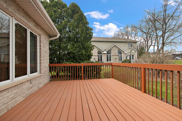 16733 Summercrest Avenue, Orland Park, IL 60467