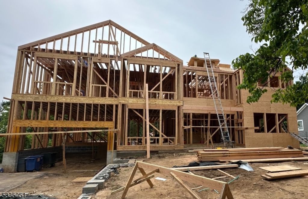32 Felch Rd, Florham Park Boro, NJ 07932
