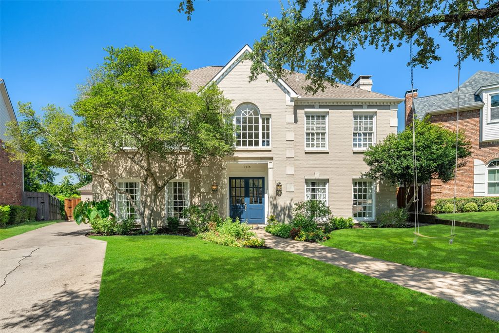 7215 Abrams Place Court, Dallas, TX 75231