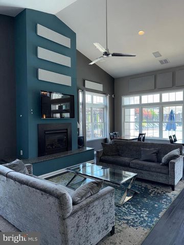 1565-A N VAN DORN ST, Alexandria, VA 22304