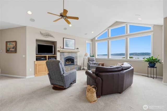784 Gladstone Drive, Camano Island, WA 98282