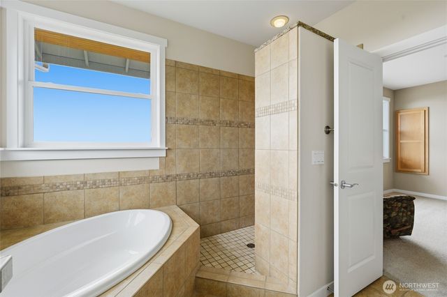 784 Gladstone Drive, Camano Island, WA 98282