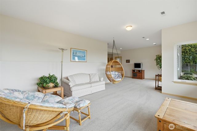 784 Gladstone Drive, Camano Island, WA 98282