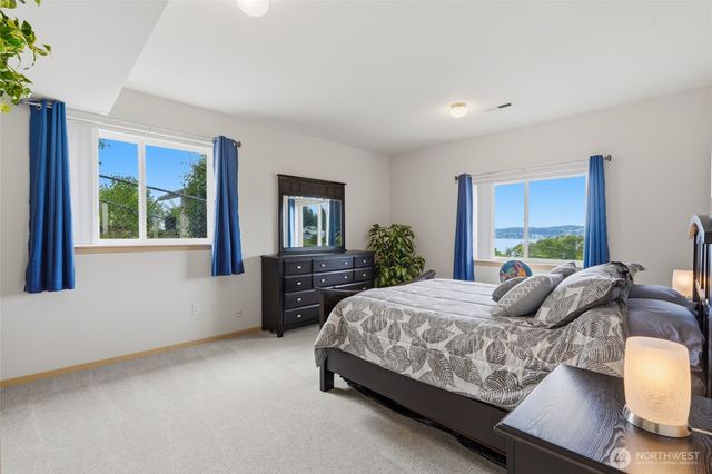 784 Gladstone Drive, Camano Island, WA 98282