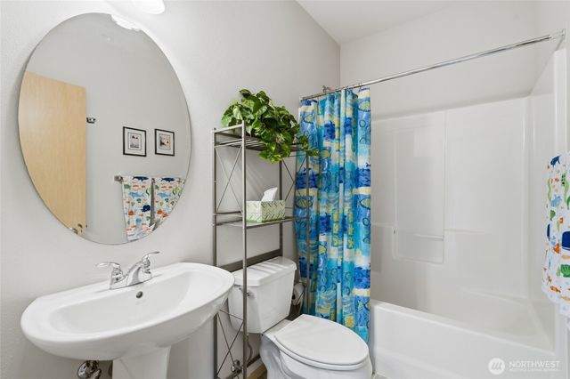 784 Gladstone Drive, Camano Island, WA 98282
