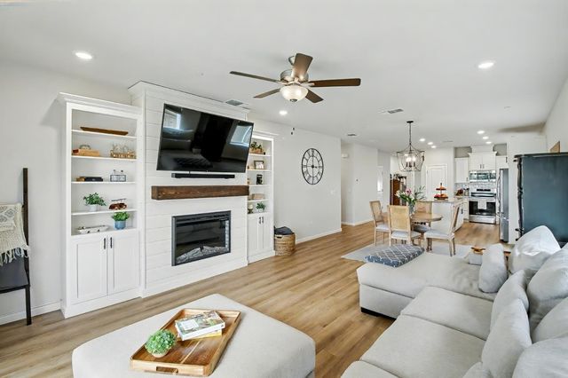 1502 Braeburn Way, Ione, CA 95640