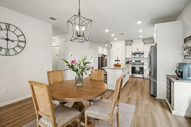 1502 Braeburn Way, Ione, CA 95640