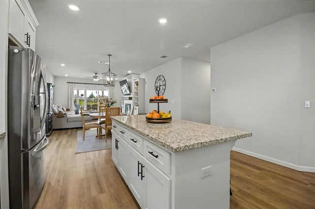 1502 Braeburn Way, Ione, CA 95640