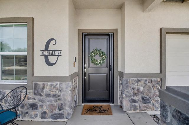 1502 Braeburn Way, Ione, CA 95640