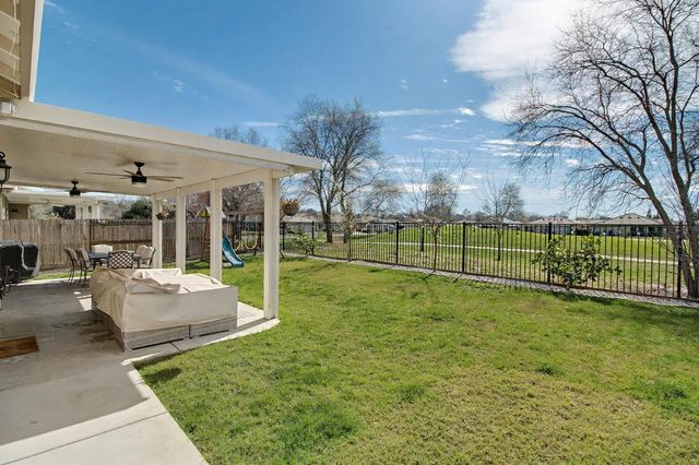 1502 Braeburn Way, Ione, CA 95640