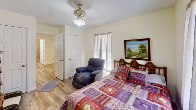 2605 Pinoak Street, Granbury, TX 76048