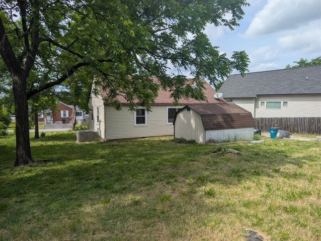 407 W Bend Dr, Nashville, TN 37209
