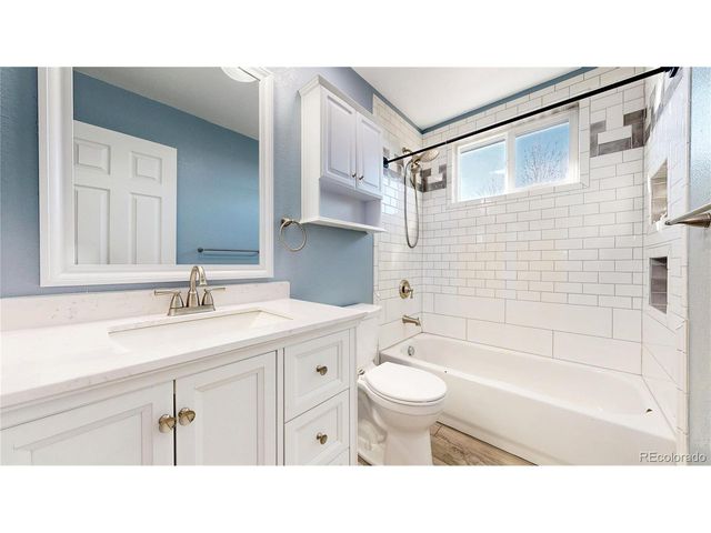 4015 S Odessa St, Aurora, CO 80013