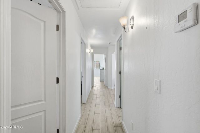 945 S SAILFISH Drive, Gilbert, AZ 85233