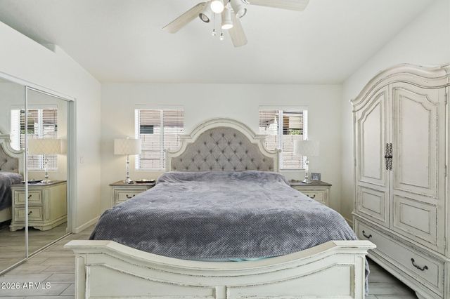 945 S SAILFISH Drive, Gilbert, AZ 85233