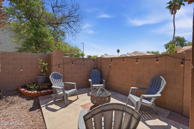 945 S SAILFISH Drive, Gilbert, AZ 85233