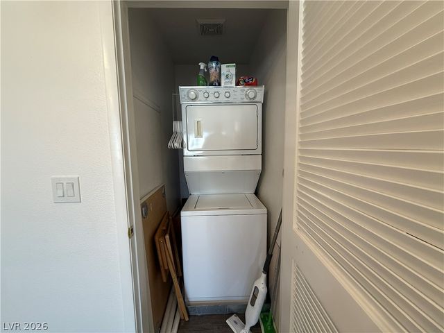 8781 Duncan Barrel Avenue 101, Las Vegas, NV 89178