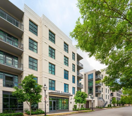 5 Gadsdenboro Street 204, Charleston, SC 29401