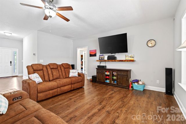 50 Glass Falls Trail 143,144, Black Mountain, NC 28711
