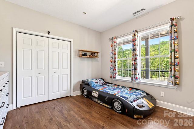 50 Glass Falls Trail 143,144, Black Mountain, NC 28711