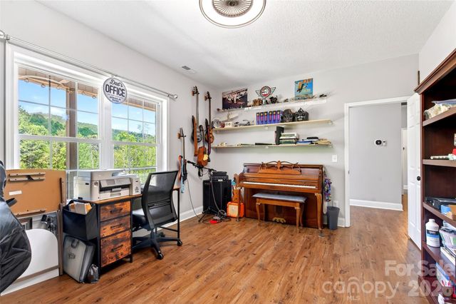 50 Glass Falls Trail 143,144, Black Mountain, NC 28711